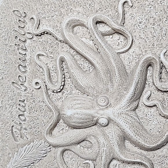 Octopus Concrete Tile/Wall Hanging - Picture 3 of 9